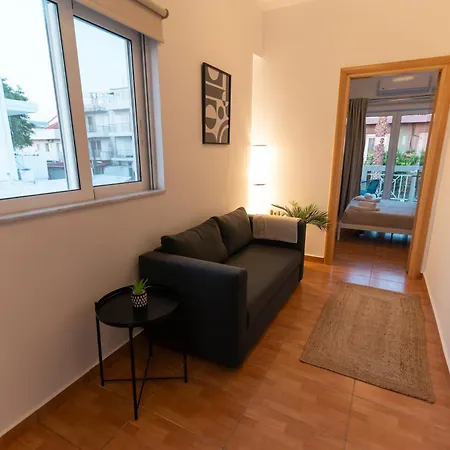 Apartmán Nero Blu Beachfront, Sunrise & Sea Views