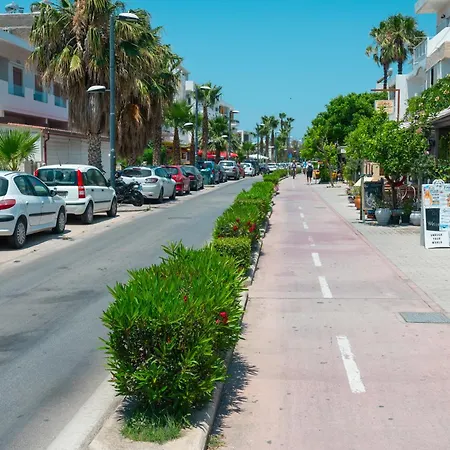 Apartmán Nero Blu Beachfront, Sunrise & Sea Views *
